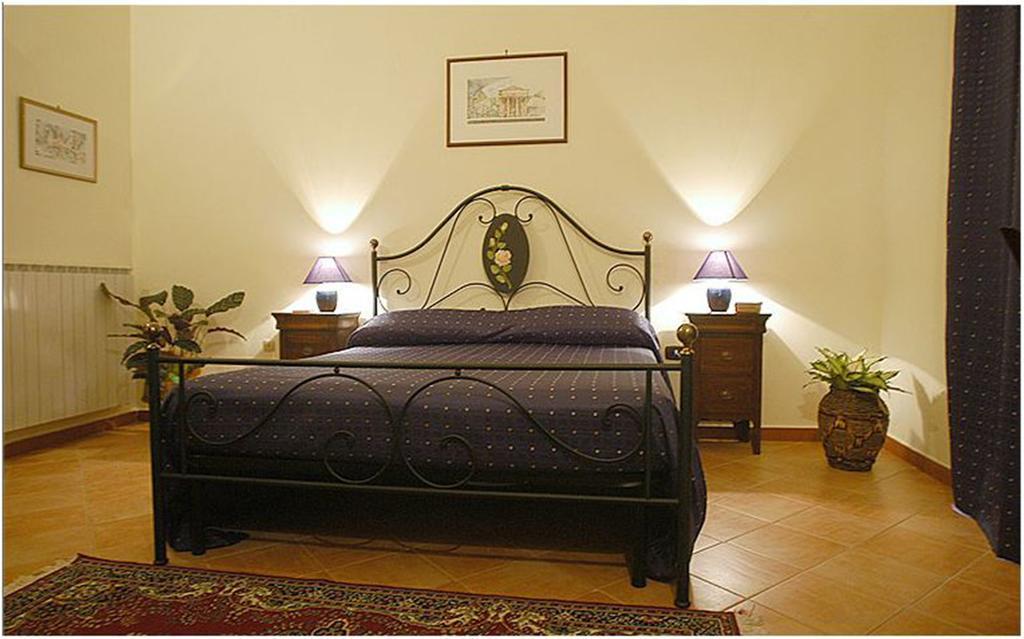 קאסרטה Hotel Ristorante Novecento מראה חיצוני תמונה