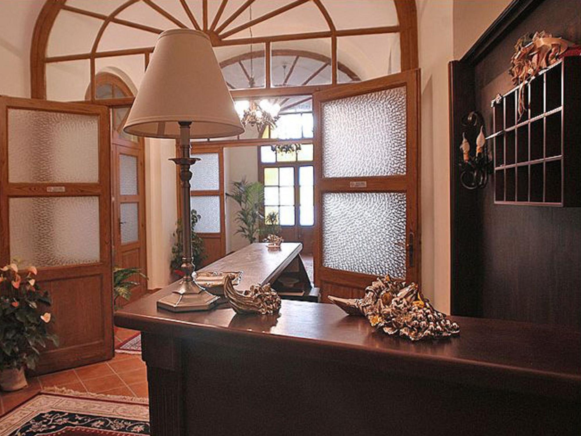 קאסרטה Hotel Ristorante Novecento מראה חיצוני תמונה