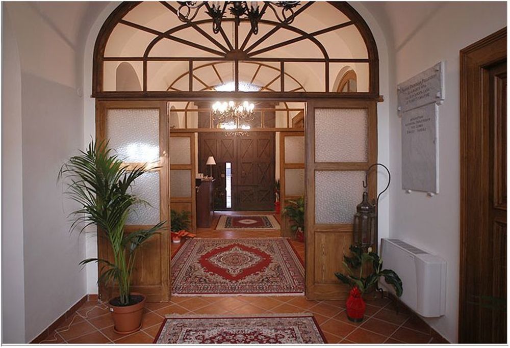 קאסרטה Hotel Ristorante Novecento מראה חיצוני תמונה